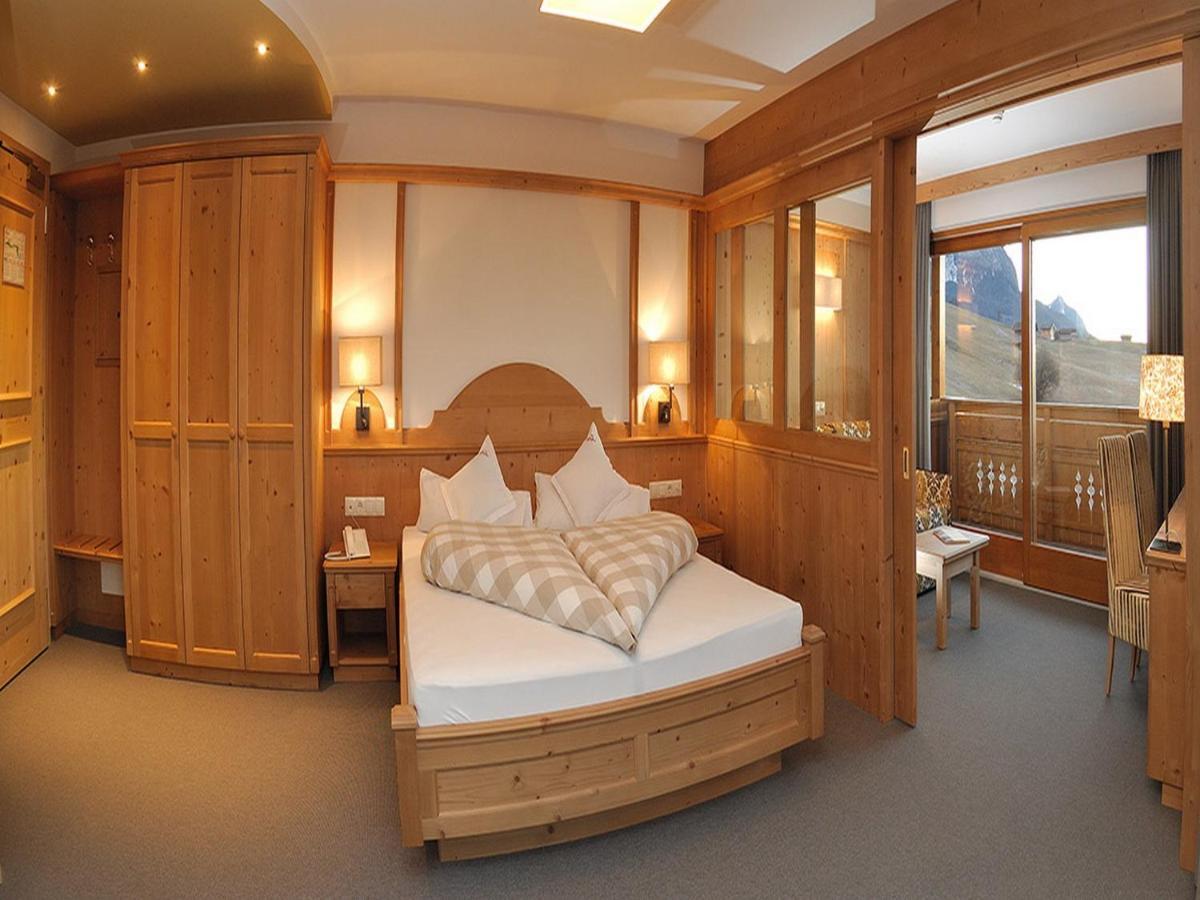 Hotel Rosslaufhof Castelrotto Oda fotoğraf